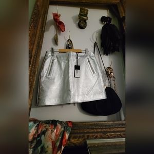 LaMarque Silver Leather Skirt